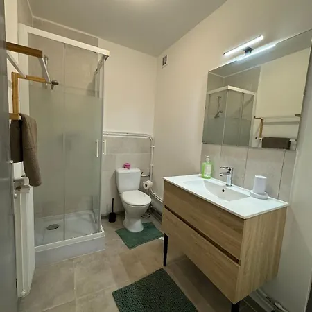 Superbe De 4 Chambres, Moderne Et Spacieux Apartamento *