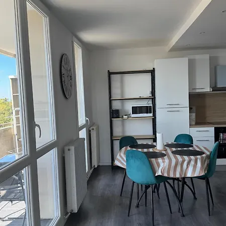 Superbe De 4 Chambres, Moderne Et Spacieux Apartamento *