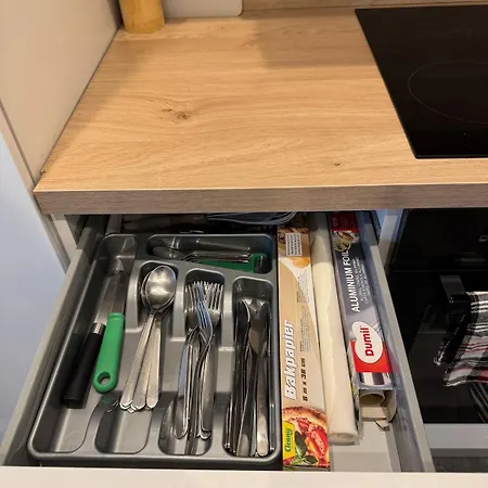 Superbe De 4 Chambres, Moderne Et Spacieux Apartamento Wattignies